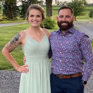 Meet your Posher, Caitlin